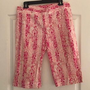 Lilly cuffed walking shorts